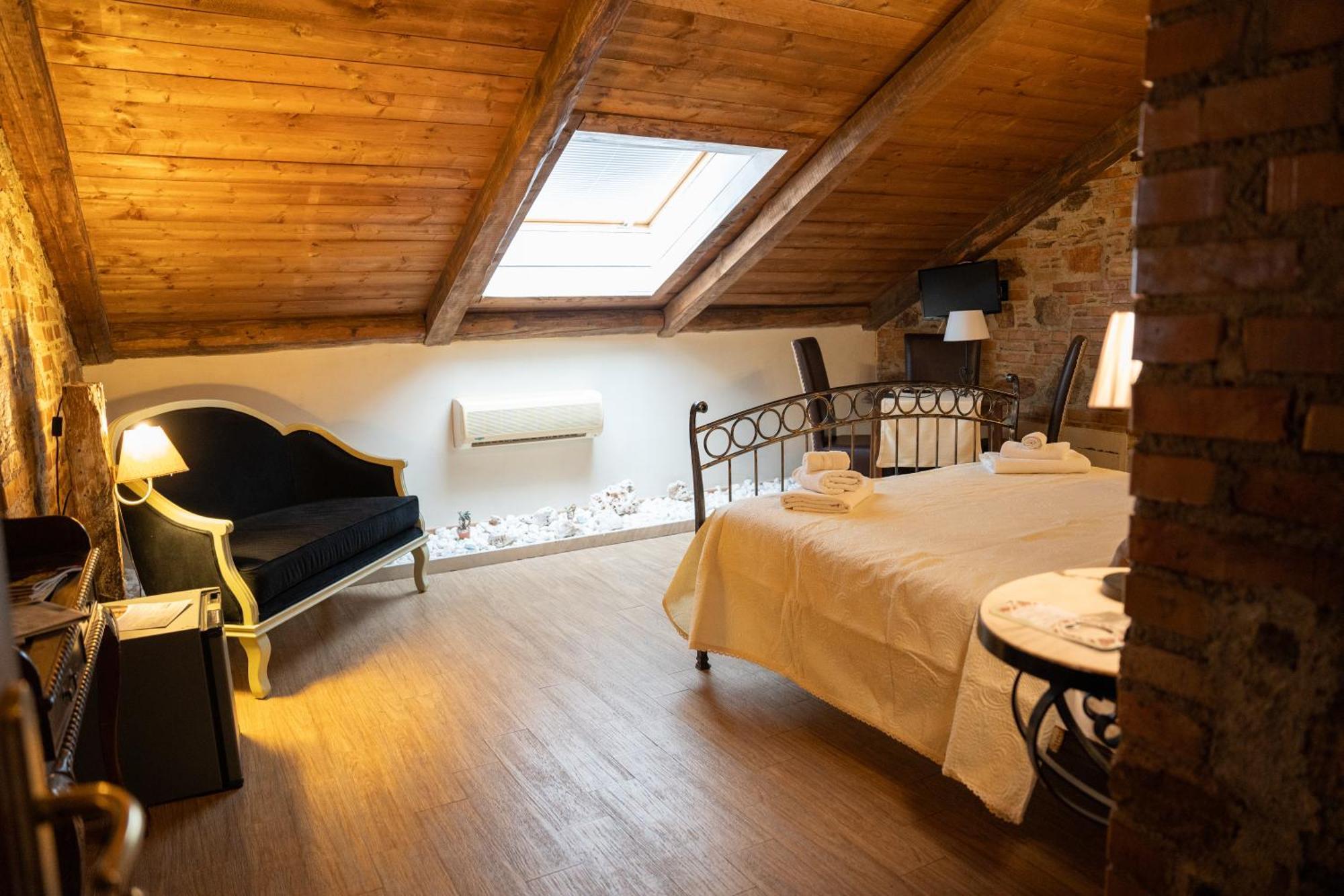 Residenza L'Antico Borgo Hotel Filadelfia Стая снимка