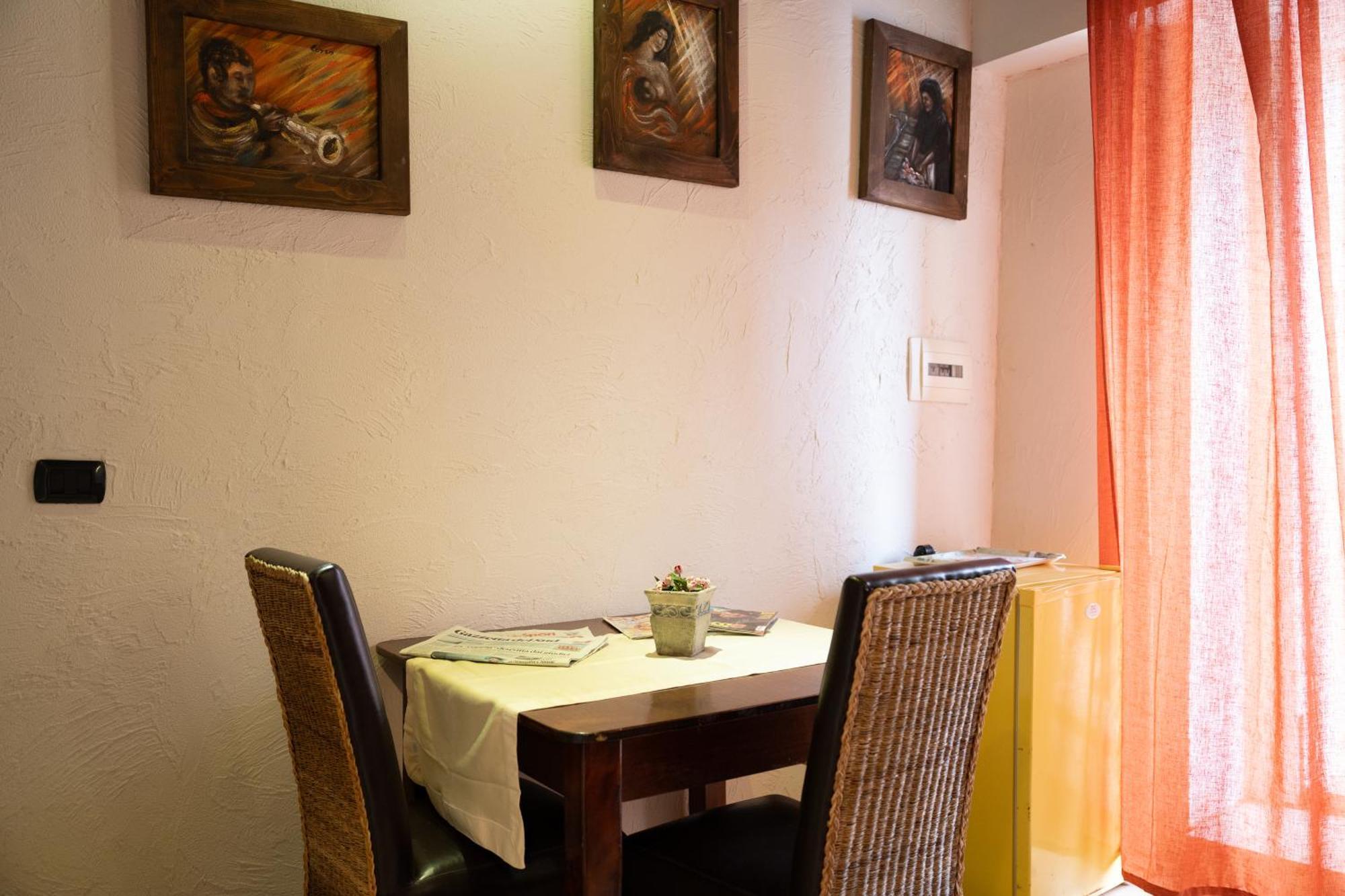 Residenza L'Antico Borgo Hotel Filadelfia Стая снимка