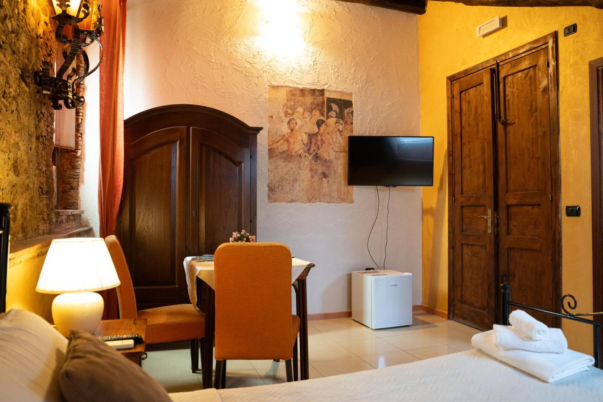Residenza L'Antico Borgo Hotel Filadelfia Стая снимка